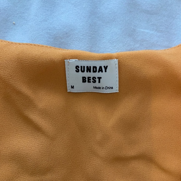 Sunday Best Cropped Tie-Front Blouse - Picture 3 of 3